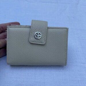 Giani Bernini Framed Indexer Wallet